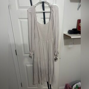 Elegant Cream Long-Sleeve Dress